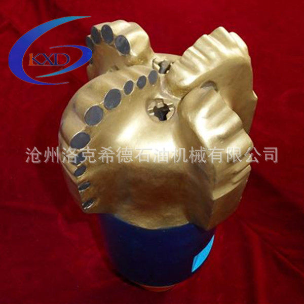 工厂生产6” 4翼PDC钻头  152mm金刚石复合片钻头价格和图片