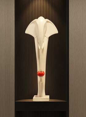 现代简约招财大象入户玄关摆件进门D客厅电视柜高级感装饰乔迁礼