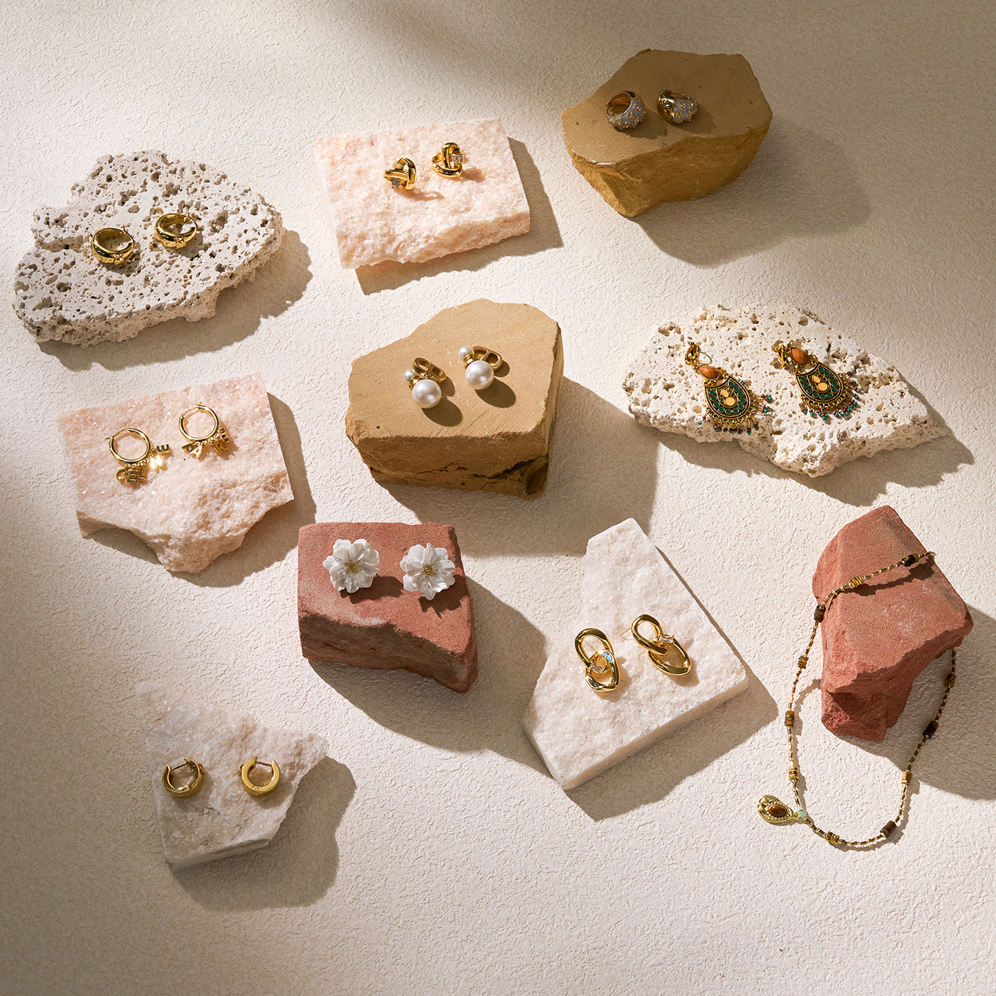 创意陈列ins天然石材首饰展示摆台珠宝拍照道具戒指项链耳环托盘