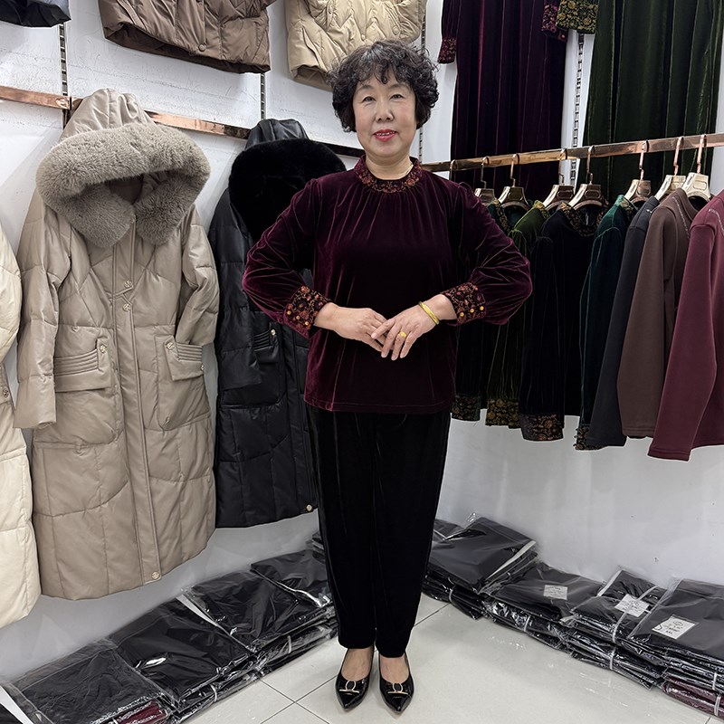 高档妈妈新中式重工刺绣民族风时尚丝绒小衫女气质显瘦洋气套装