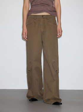 UN MUTE25FW 全棉复古洗水棕色系斜翻盖设计低腰阔腿工装裤