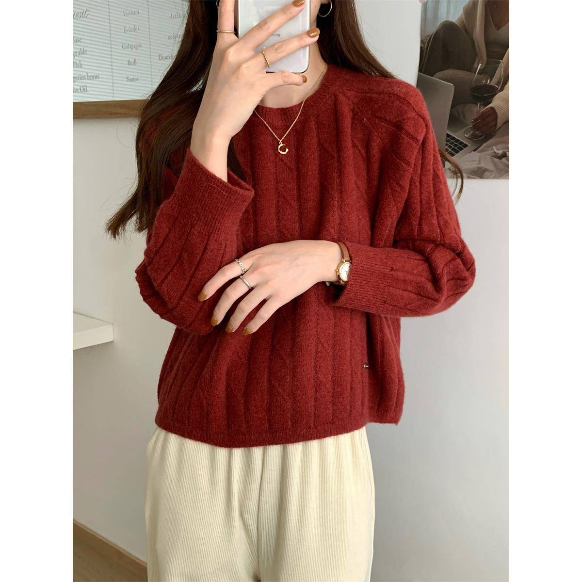 慵懒风针织麻花毛衣女春秋套头宽松新款覆古短款上衣女内搭打底衫