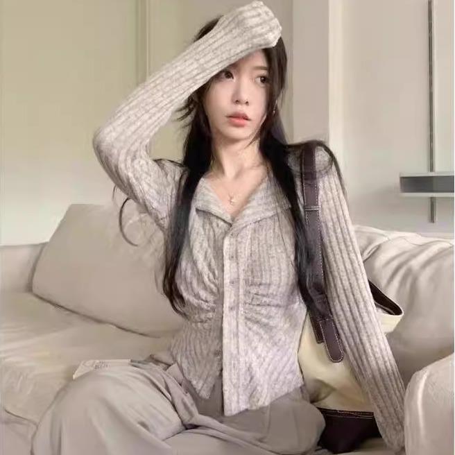 大码坑条v领长袖打底针织衫女秋冬新款胖mm别致褶皱修身显瘦上衣