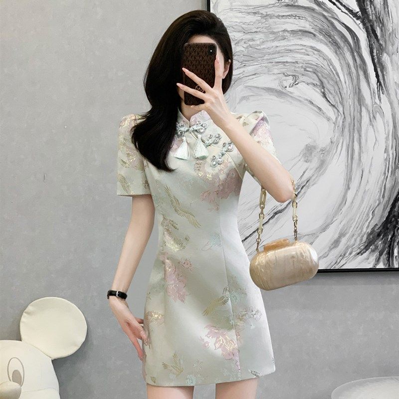 新中式国风改良旗袍高级感粉色复古刺绣连衣裙女夏季礼服裙小个子