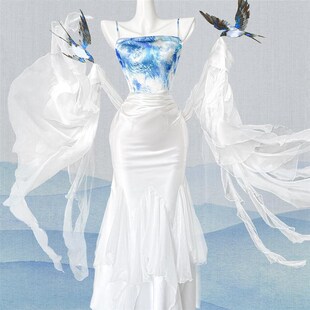 蓝白渐层羽袖 吊带鱼尾裙