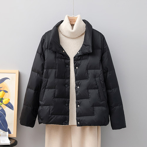 2023秋冬新款轻薄羽绒服女士短款保暖时尚轻便薄款大码宽松外套潮