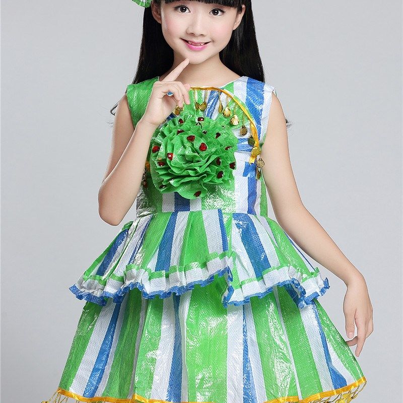 儿童演出服塑料衣服手工制作环保编织袋裙子环保亲子装成人走秀服