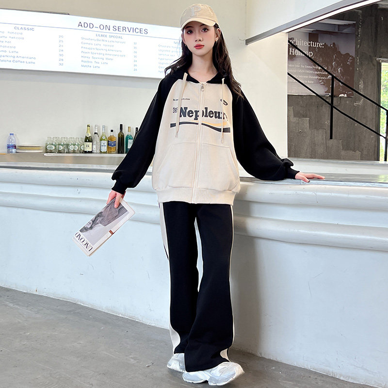 女童秋装2024新款套装儿童洋气网红时髦中学生春秋大童女装两件套