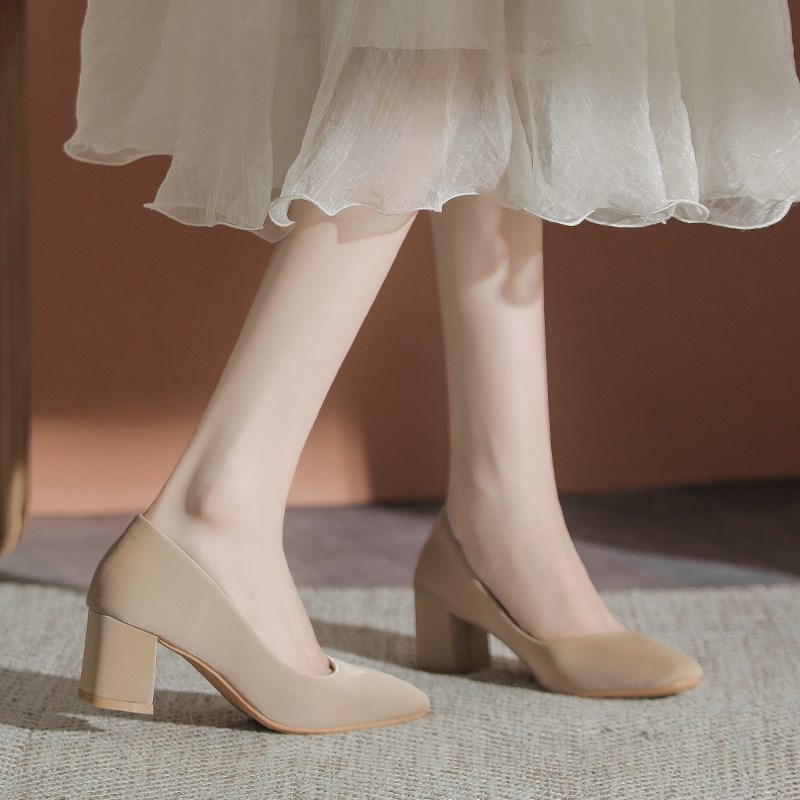 裸色高跟鞋女方头2024新款气质软皮5厘米不累脚粗跟浅口法式单鞋