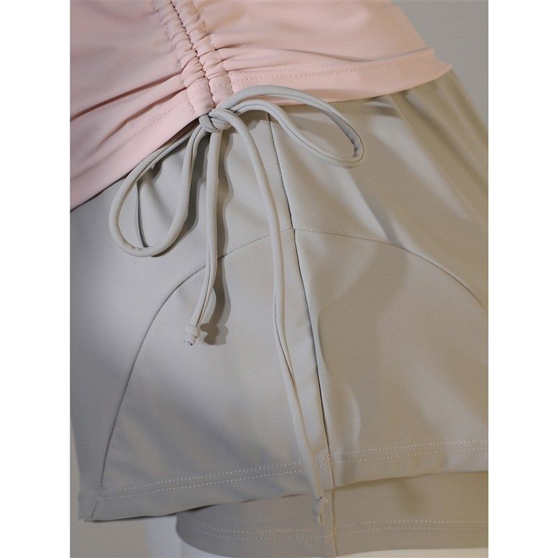 灰粉拼接撞色显白高级感r运动保守显瘦平角裤分体泳衣女泡温泉泳,运动/瑜伽/健身/球迷用品,分体泳衣,淘宝优惠券,粉丝福利购,淘宝优惠卷