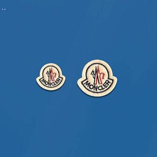 蒙口标志logo贴羽绒服自粘刺绣标衣服贴卫衣补丁贴刺绣徽章魔术贴