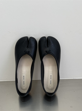 红色包鞋女平底2023年秋v季新款浅口猪蹄分趾一脚蹬软底奶奶豆豆