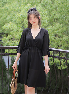 大码泳衣女胖mm200斤宽松中长款分体裙式L温泉钢圈防晒衫三件套装