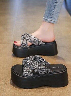 厚底增高凉拖鞋女夏外穿2s025新款仙女风气质爆款松糕高跟沙滩拖