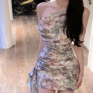 高级感茶歇风洋气法式单肩抹胸连衣裙女桔梗印花不规则绝美短裙子