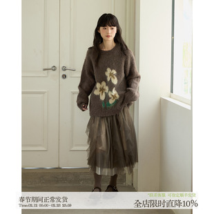 aww 本期最爱·厚实绒感高密度小花毛衣日系复古宽松可爱针织衫