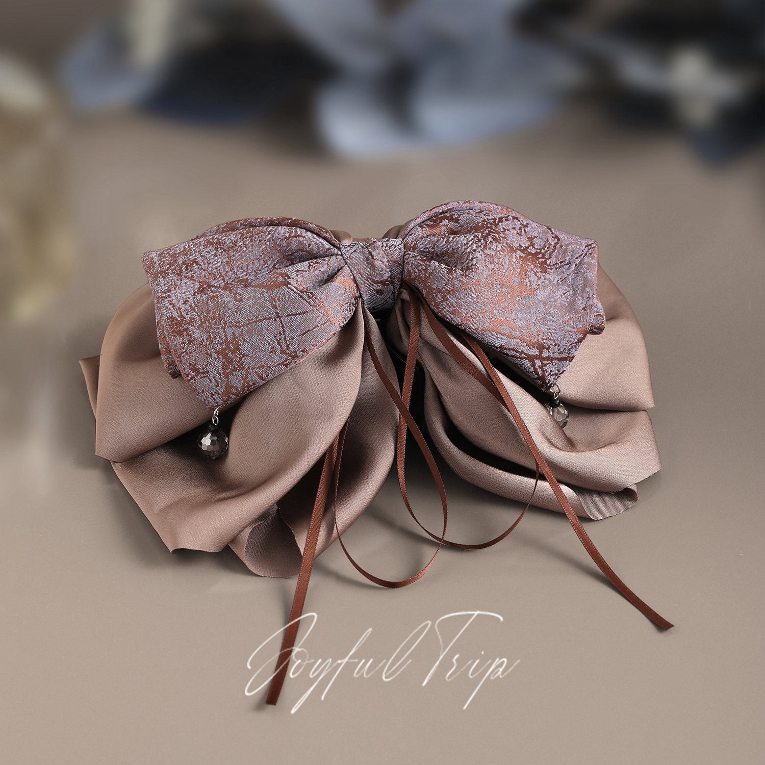 棕韵蝶舞-高级感蝴蝶结马尾夹