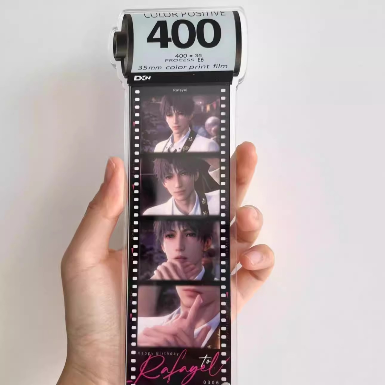 韩系设计感黑胶亚克力磁吸卡套