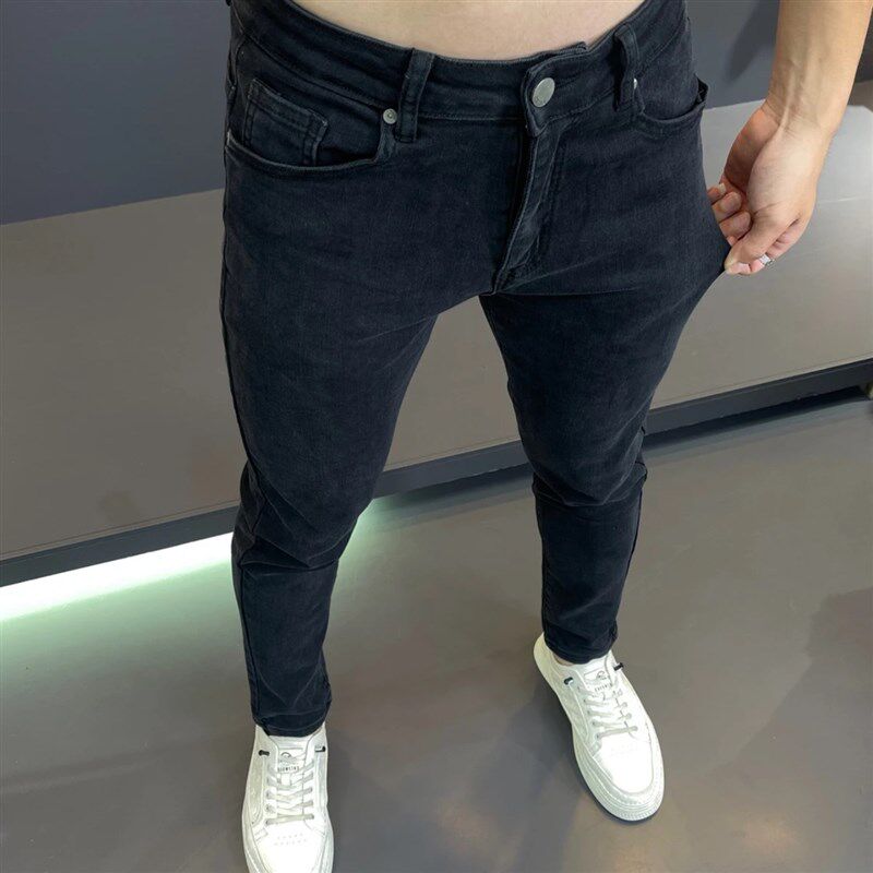 春夏季纯色百搭牛仔裤男士潮牌九分弹力修身小脚薄款休闲长裤