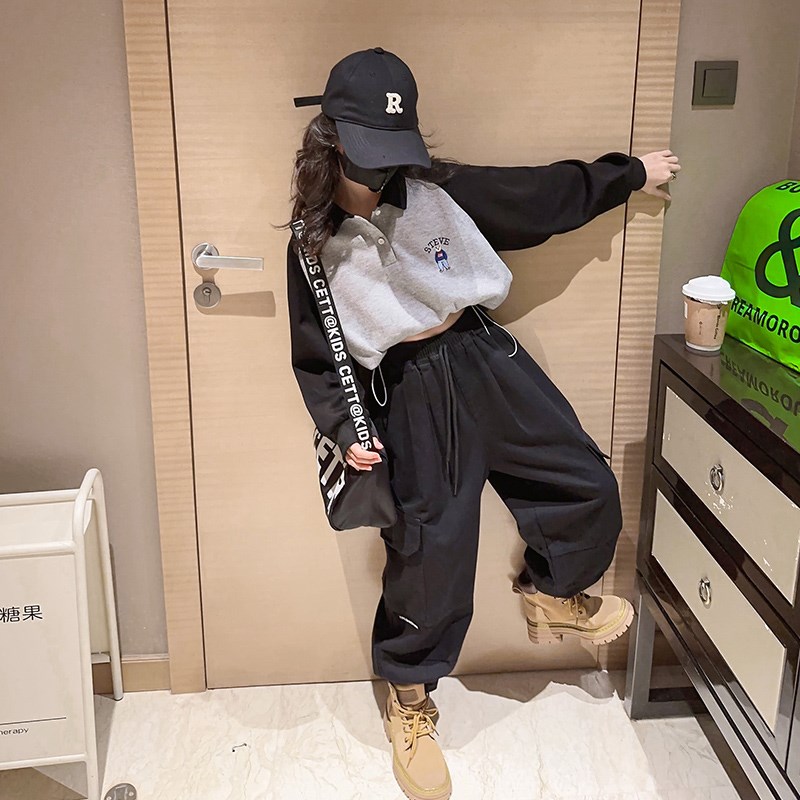 童装洋气套装2024新款韩版女童时髦拼色休闲卫衣工装裤炸街两件套