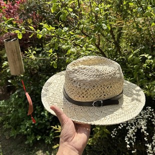 儿童草帽小礼帽夏季2025新款防晒遮阳太阳帽子大帽檐男孩海边夏天