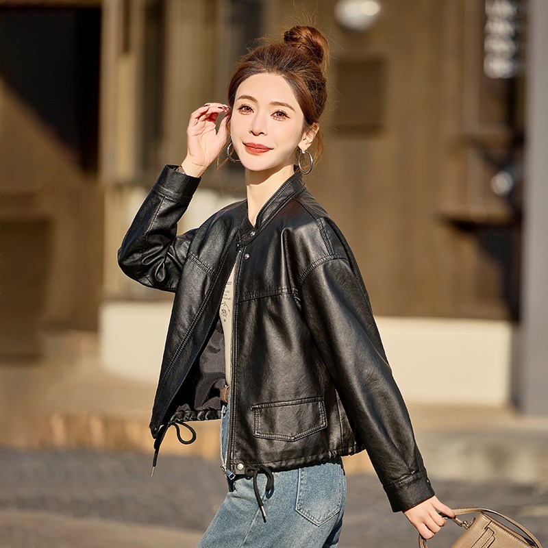 黑色宽松皮衣女外套2025新款春秋时尚休闲短款拉链款PU机车皮夹克