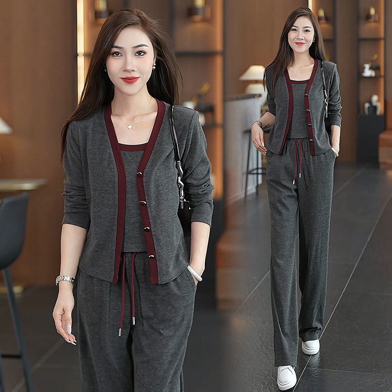 春秋时尚休闲套装女2025新款小个子韩版洋气减龄开衫阔腿裤三件套