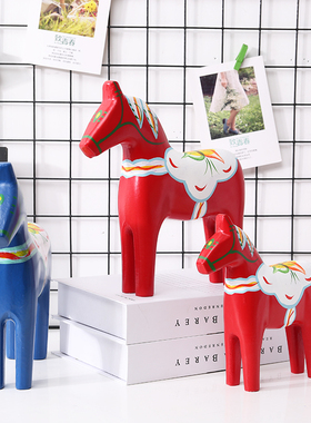 现代简约木马创意桌面小摆件客厅酒柜摆设北欧轻奢高档家居装饰品