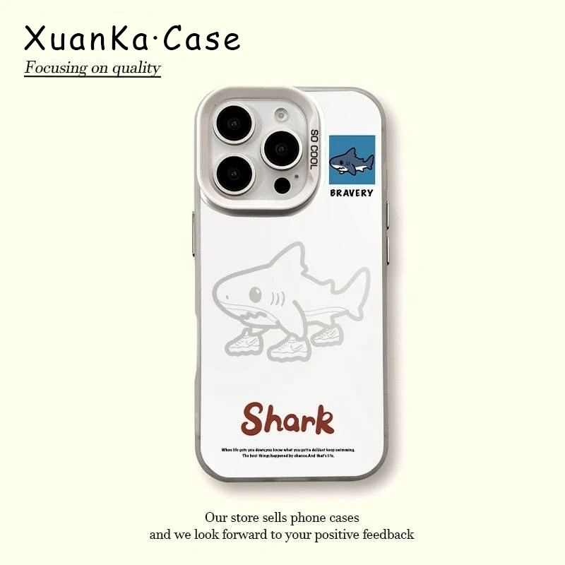 白底穿鞋鲨鱼手机壳创意