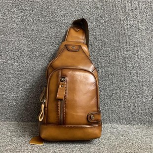 商场撤柜货真皮胸包韩版 头层牛皮复古男女通用单肩包 街头百搭时尚