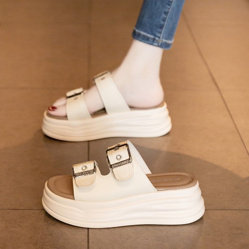 小个子增高7厘米凉拖鞋女夏2025新款配裙子一字拖厚底松糕沙滩鞋