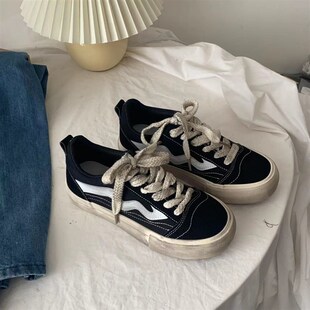 黑色帆布鞋女2023新款厚底做旧脏脏女款百搭休闲滑板鞋布鞋翻毛皮