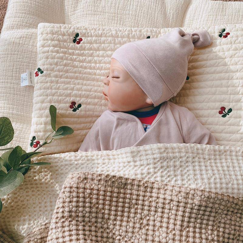 工厂新生儿双面枕头纯棉刺绣婴儿透气平枕宝宝夏季吸汗新生儿