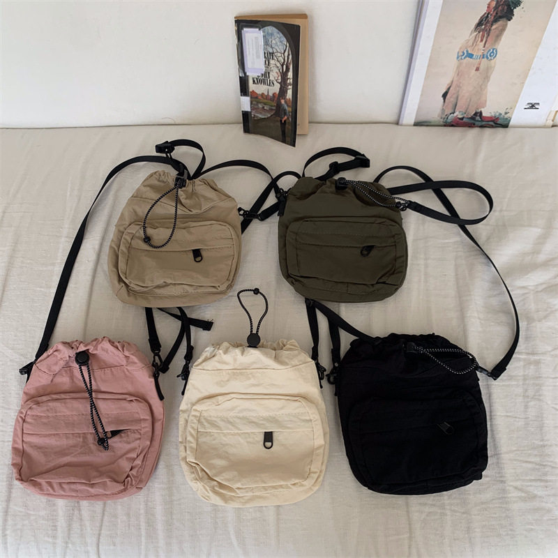 包包女单肩斜跨小包包尼龙手机迷你小包潮流日系百搭休闲简约布袋