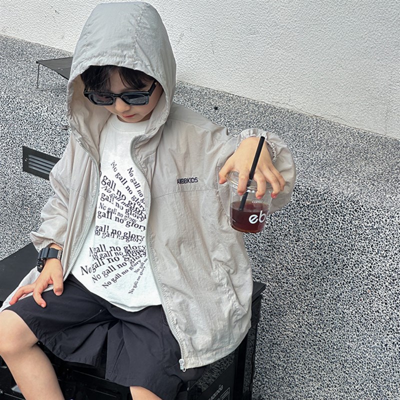 男童外套夏装儿童新款运动透气空调服男孩夏季薄款连帽休闲防晒衣