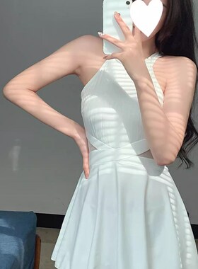 游泳衣女2024纯欲风白色裙式连体平F角裤保守显瘦遮肚小胸学生温