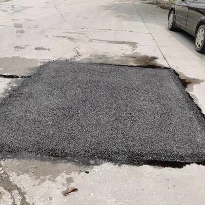 乳化沥青防水材料桶装沥青基质液体石油沥青柏油路面修补料冷沥青