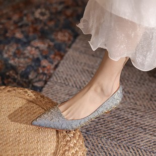 新款 女2024年春季 细跟婚鞋 伴娘鞋 法式 浅口女鞋 金丝绸缎面中跟单鞋