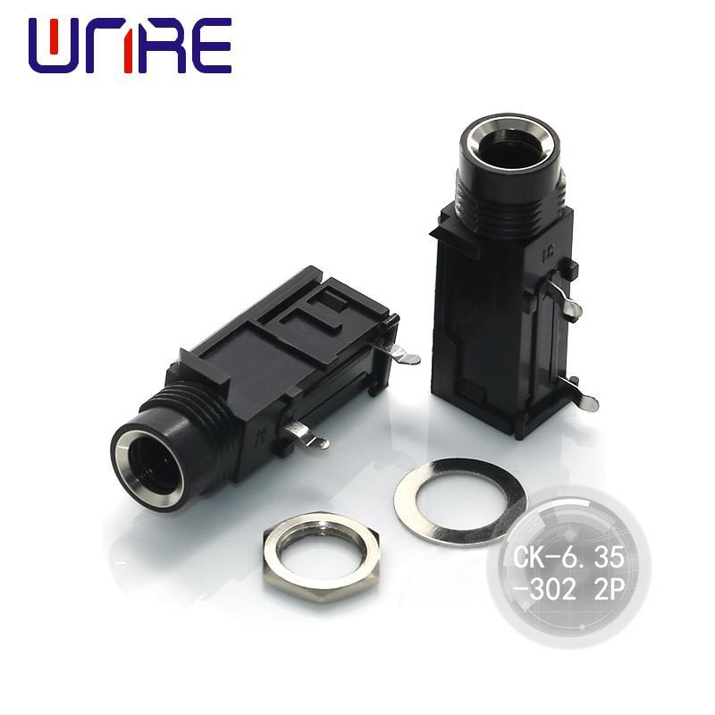 CK-6.35-302边三脚黄口话筒接口 音频视频插座功放耳机母座黑色