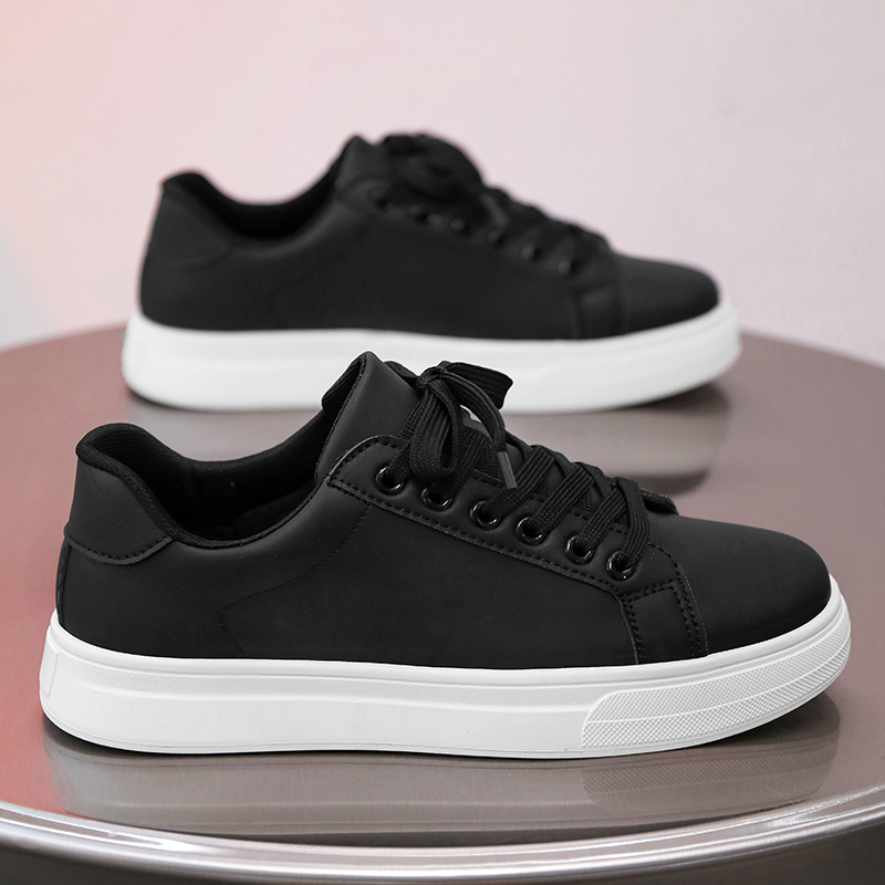 2025新款休闲白底黑面板鞋男