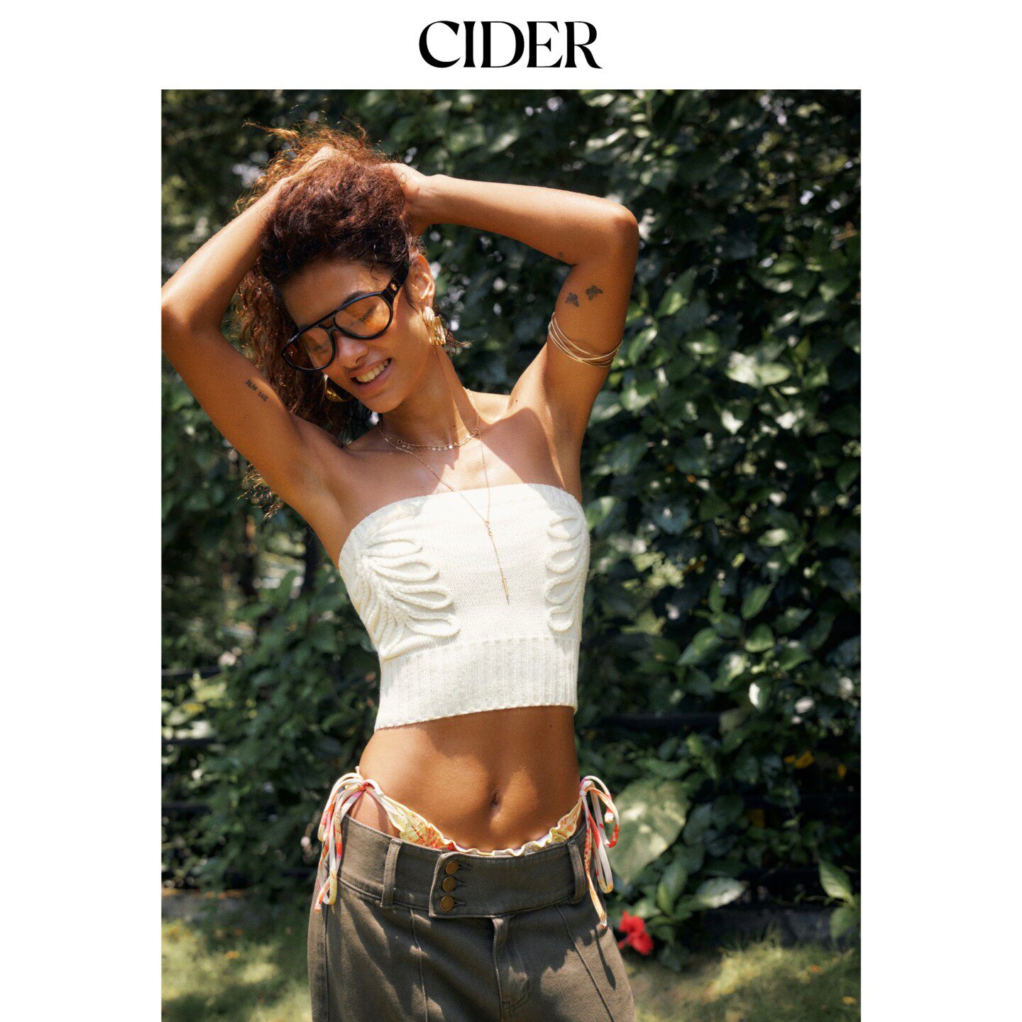 CIDER2026夏季新品针织棉混纺自然贴花抹胸短款上衣115372327