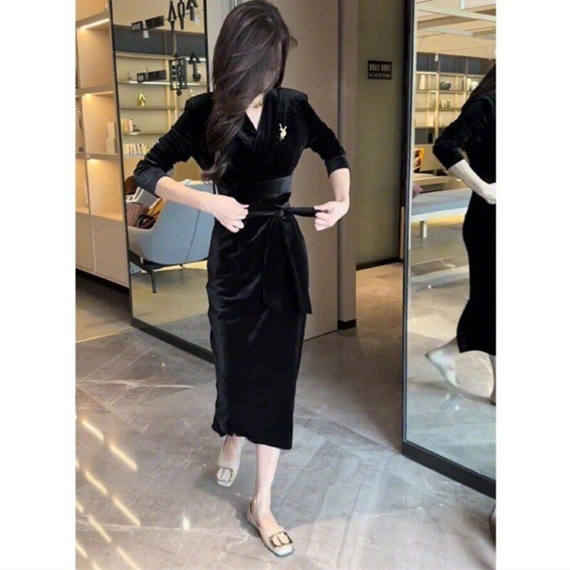 The Fold2026春季新款女装法式赫本风黑色小黑裙子气质名媛显瘦