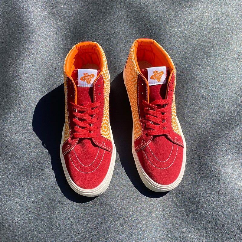2025新款冬季男士超火爆款大y码休闲鸳鸯帆布鞋情侣橙红色中帮板,流行男鞋,休闲板鞋,淘宝优惠券,粉丝福利购,淘宝优惠卷
