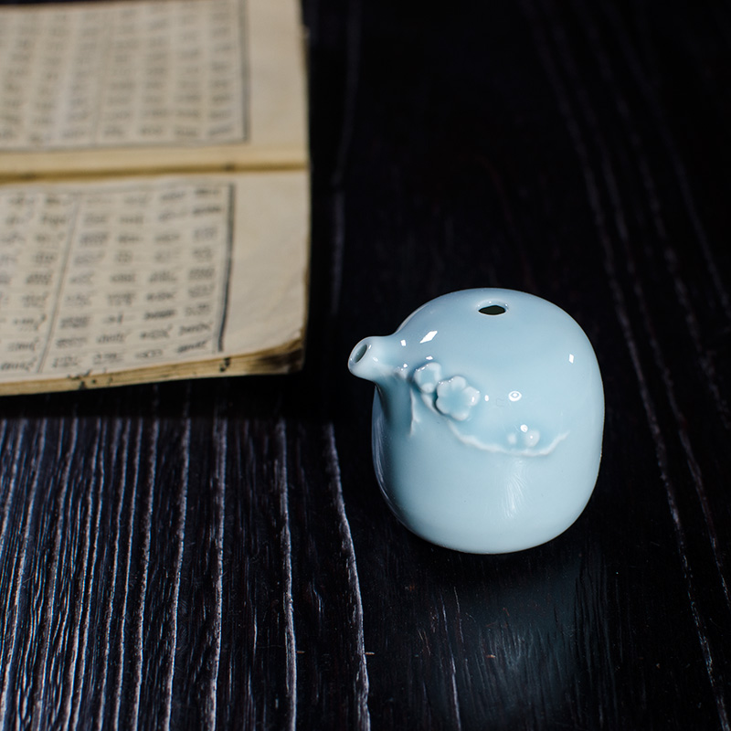 陶瓷文房砚滴创意梅花小水滴壶书法磨墨砚台加水墨滴国画水盂水注