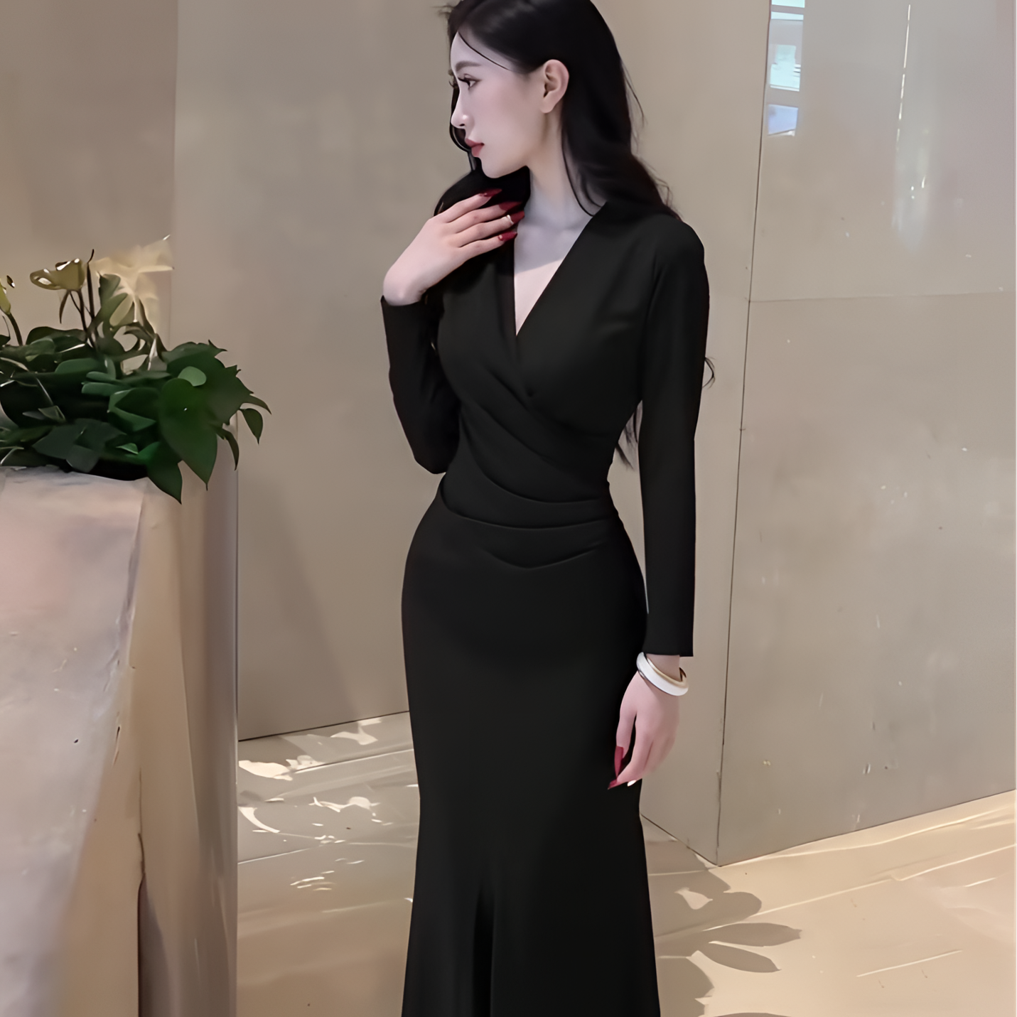 性感长袖连衣裙赫本风长裙