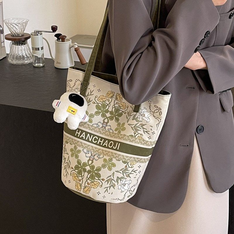 大容量包包女秋冬单肩包绿色文艺水桶包简约百搭帆布包上班通勤包,箱包皮具/热销女包/男包,托特包,淘宝优惠券,粉丝福利购,淘宝优惠卷