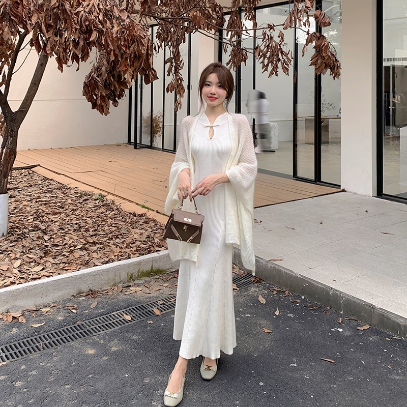 慵懒风披肩开衫针织连衣裙穿搭一整套2024早秋女设计仙气满满套装