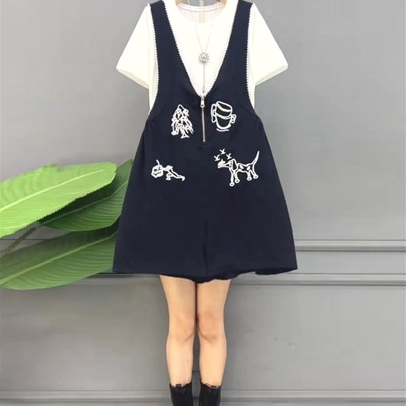 胖妹妹2025夏季新款大码女装韩系拉炼装饰背带式裤衩裙体恤两件套