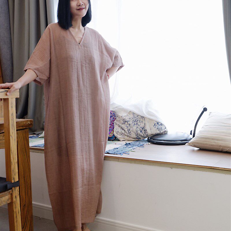 姜欢设计 夏季薄麻肉粉色大V领插肩5分袖宽松版长款连衣裙