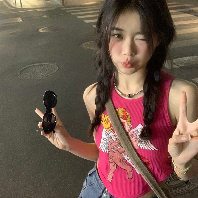 辣妹纯欲风玫红色吊带背心女卡通印花内搭t恤修身显瘦短款上衣